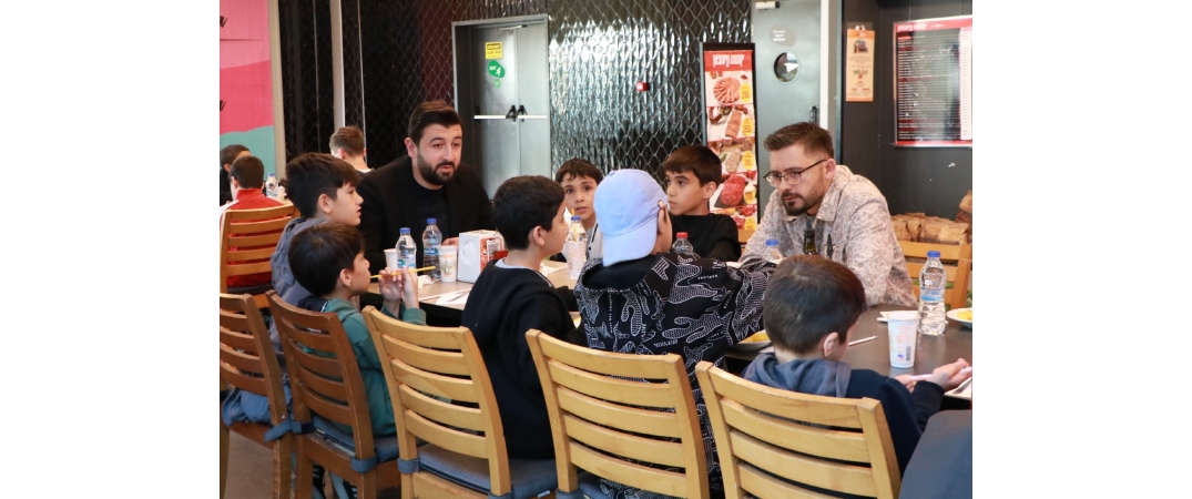  Çocuk Esirgeme Kurumu'nda bulunan canlarımız ile bir araya geldik.