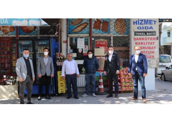 PESİAD Olarak, Üyelerimizin Desteği İle Çeşitli Mahallelerimizin Bakkallarında Bulunan Veresiye Defterlerini Kapattık