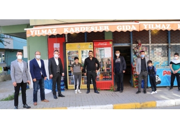 PESİAD Olarak, Üyelerimizin Desteği İle Çeşitli Mahallelerimizin Bakkallarında Bulunan Veresiye Defterlerini Kapattık