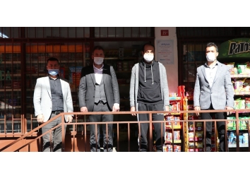 PESİAD Olarak, Üyelerimizin Desteği İle Çeşitli Mahallelerimizin Bakkallarında Bulunan Veresiye Defterlerini Kapattık