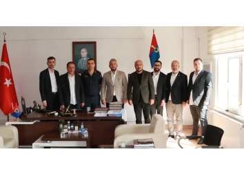 Pendik İlçe Jandarma Komutanlığı’na atanan Jandarma Üstteğmen Sn. Fahri TİRİL’e hayırlı olsun ziyaretinde bulunduk.