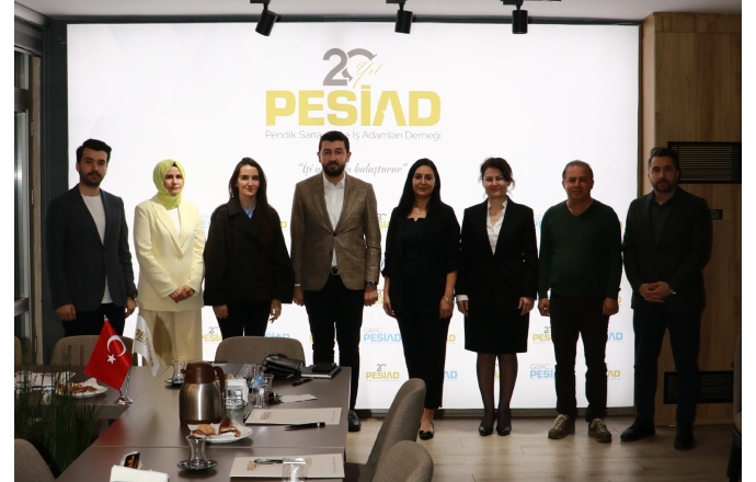 PESİAD & Genç PESİAD Ortak Yönetim Kurulu Toplantısı'nı, Kıymetli Kadın Üyelerimizin katkılarıyla düzenledik.