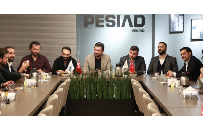 Ak Parti Pendik İlçe Gençlik Kolları Yönetimi, Genç PESİAD Yönetim Kurulumuzu ziyaret ettiler