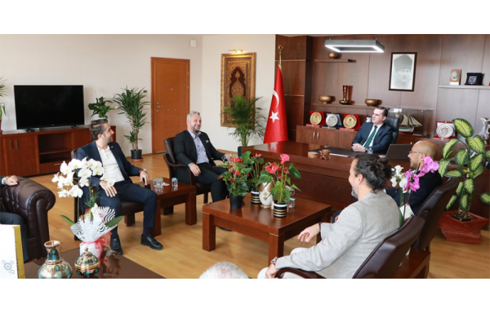 Pendik İlçe Kaymakamlığına atanan Sn. Mehmet YILDIZ’a hayırlı olsun ziyaretinde bulunduk.
