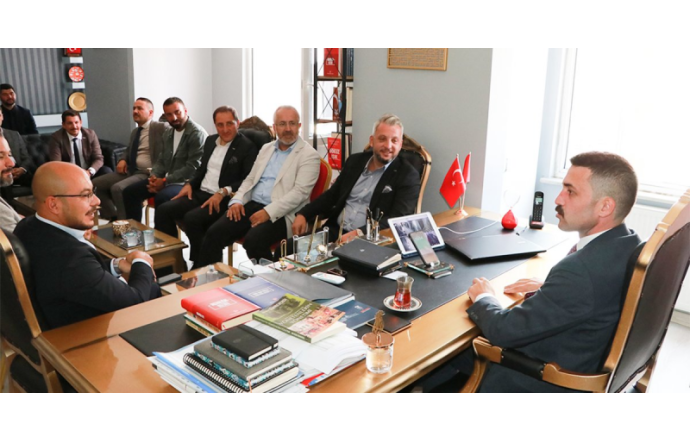 MHP Pendik İlçe Başkanlığı’na seçilen Sn. Kerim KAYA’ya hayırlı olsun ziyaretinde bulunduk.