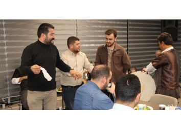 Genç PESİAD Üyelerimizin Katılımıyla Urfa Sıra Gecesi Organizasyonu