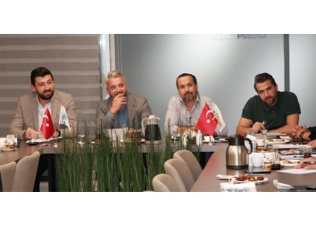 PESİAD & Genç PESİAD Yönetim Kurulları ve Sektörler Kurulu Yönetimleri’mizin katılımlarıyla toplantı gerçekleştirildi.