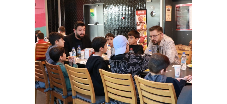  Çocuk Esirgeme Kurumu'nda bulunan canlarımız ile bir araya geldik.